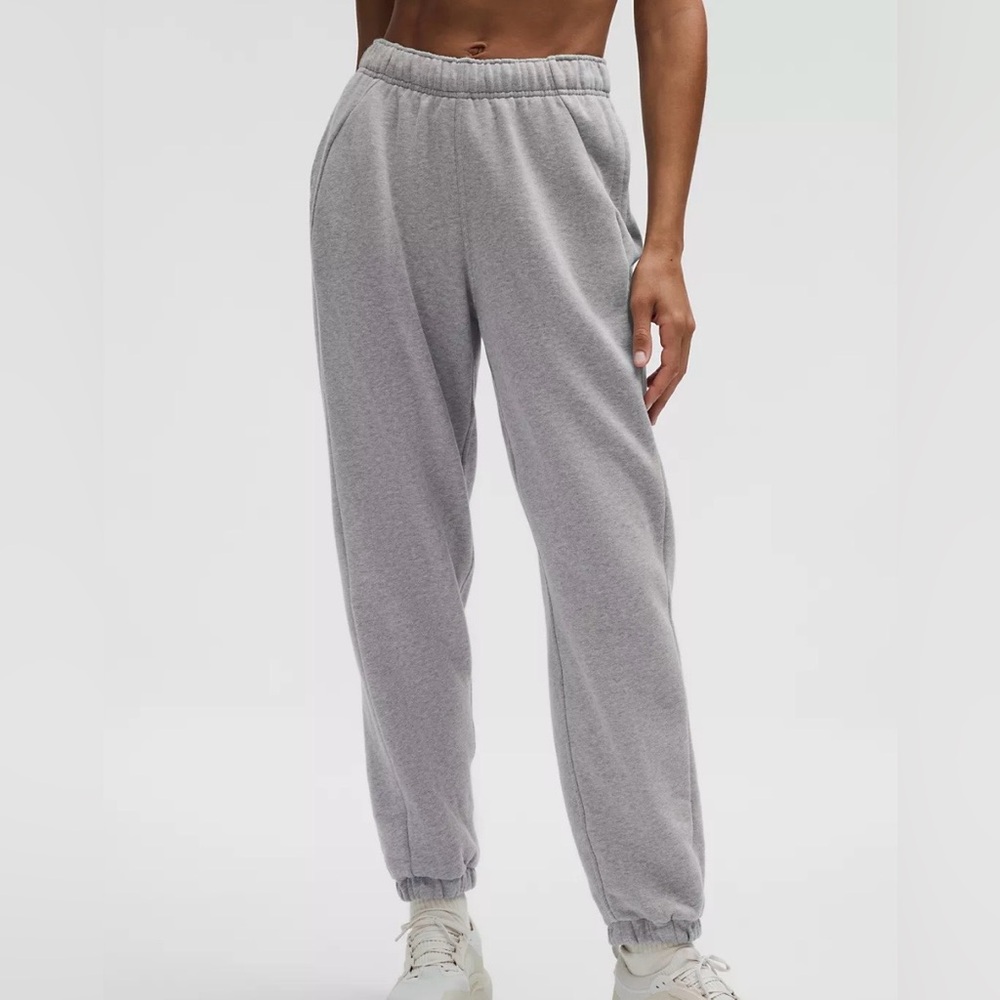 Lululemon Scuba Mid-Rise Jogger